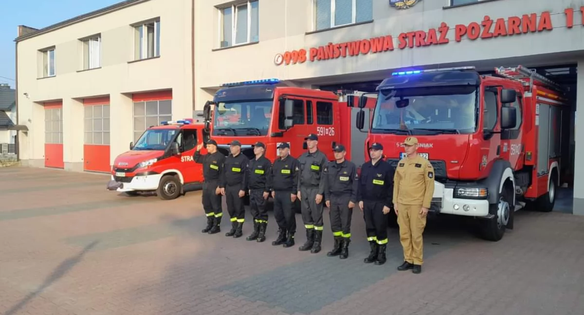 Pożary - Straż , Przasnyscy strażacy oddali hołd poznańskim strażakom - zdjęcie, fotografia