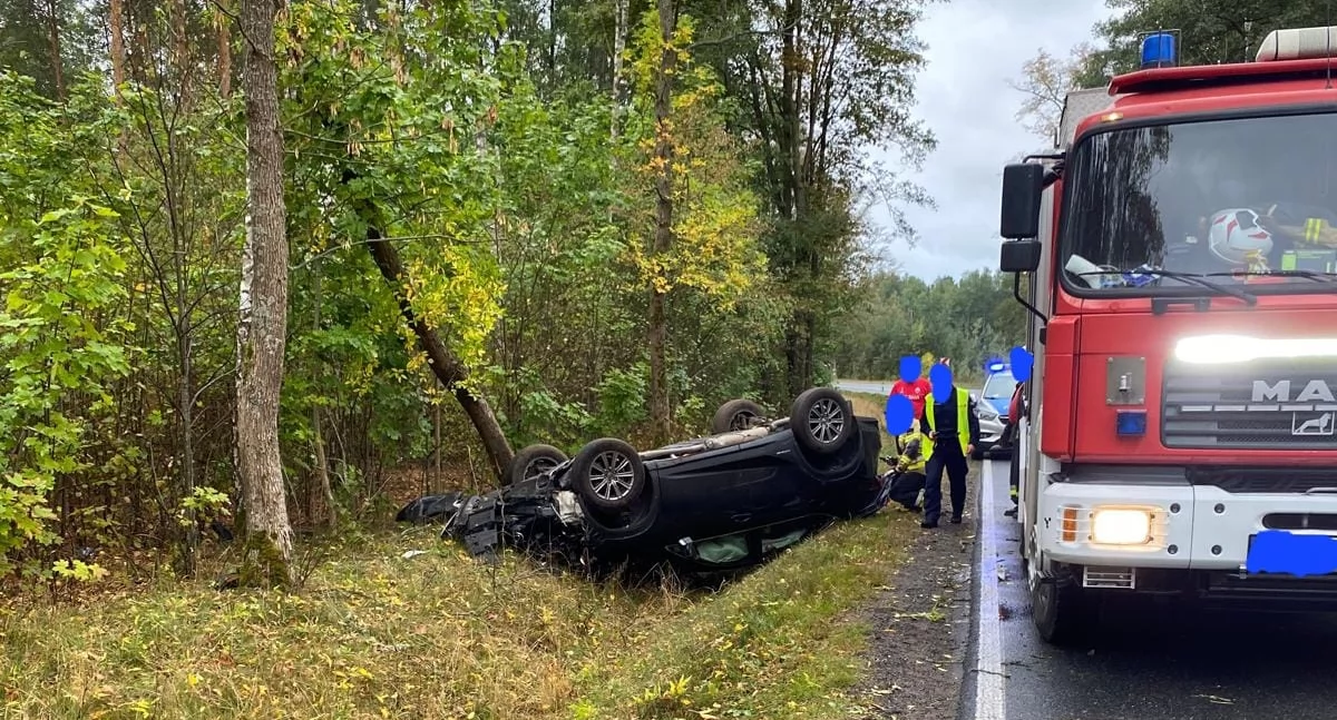Wypadki drogowe, ostatniej chwili Wypadek Opaleńcu wypadło drogi - zdjęcie, fotografia