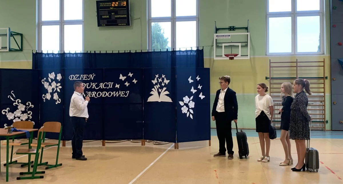 Szkoły podstawowe, Dzień Edukacji Narodowej Bogatem - zdjęcie, fotografia