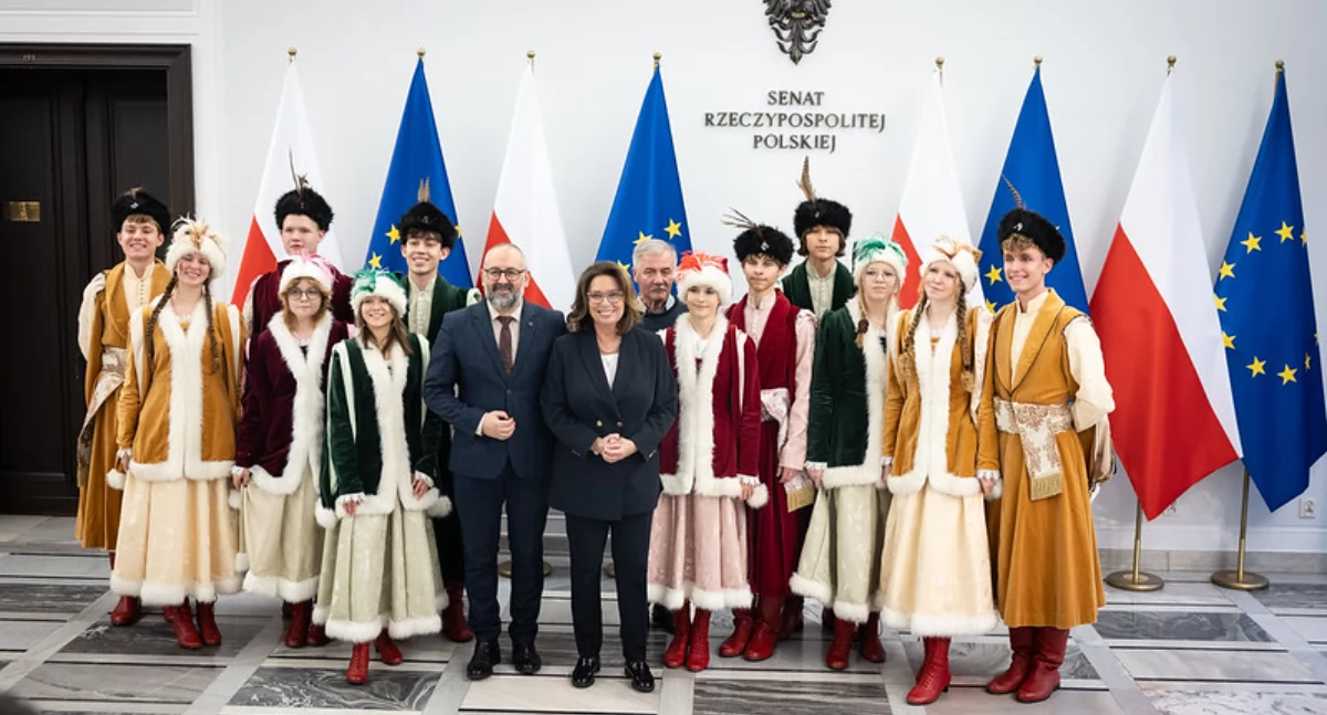 Taniec, Zespół Tańców Historycznych Szlacheckich wystąpił Senacie - zdjęcie, fotografia