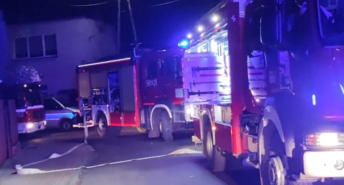 Pożary - Straż , Pożar jednej przasnyskich kamienic - zdjęcie, fotografia