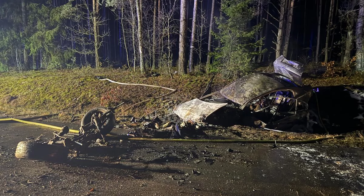 Wypadki drogowe, żyją osoby Tragiczny wypadek drogowy Mącicach - zdjęcie, fotografia