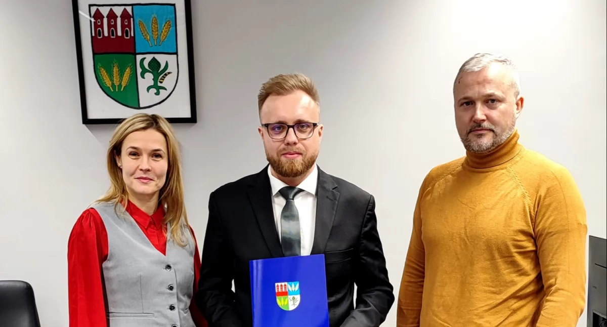 Starosta i Powiat, Awans zawodowy nauczyciela Szkoły Muzycznej Stopnia Przasnyszu - zdjęcie, fotografia