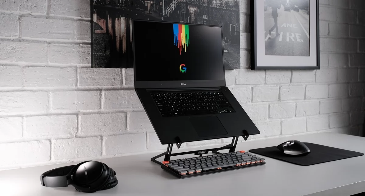 Promocje gospodarcze, łatwo paść ofiarą oszustwa internecie przed bronić - zdjęcie, fotografia