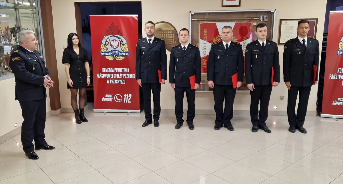 Pożary - Straż , Wzywania Awanse Komendzie Powiatowej Przasnyszu - zdjęcie, fotografia