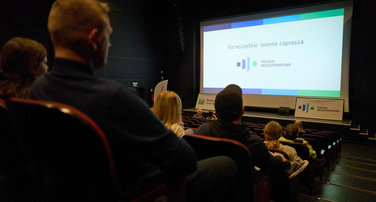 Kino, Bezgotówkowe Objazdowe odwiedzi Chorzele - zdjęcie, fotografia