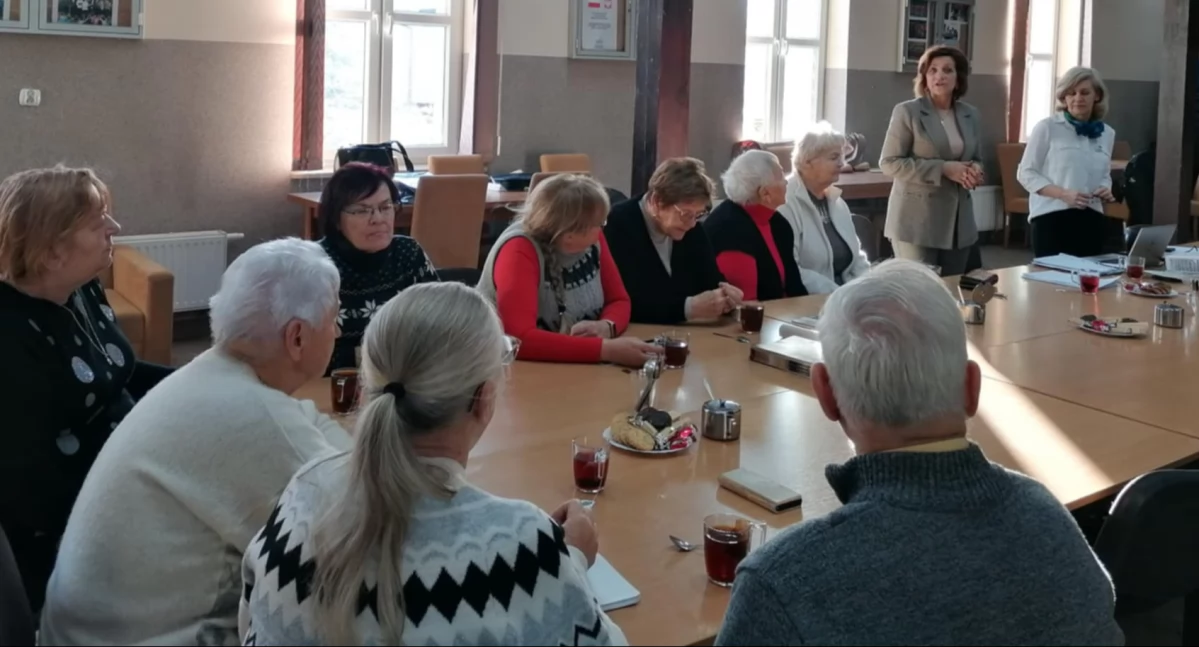 NGO - Stowarzyszania i Fundacje , Wykład dotyczący renty wdowiej - zdjęcie, fotografia