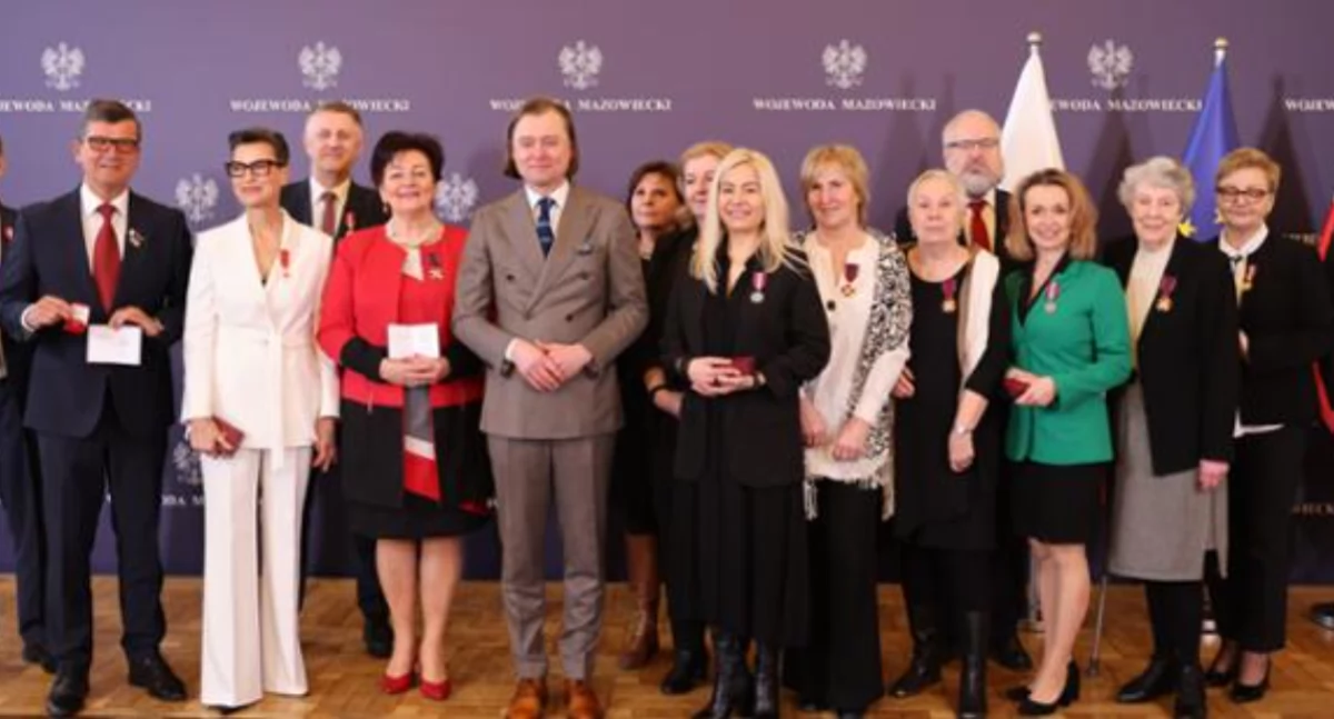 Konkursy - Wyróżnienia, Edyta Bojkowska Kolak uhonorowana srebrnym medalem - zdjęcie, fotografia