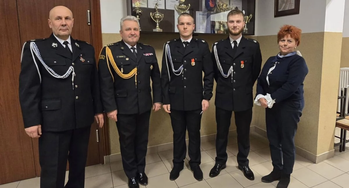 Pożary - Straż , Zebranie Sprawozdawcze Zebranie Sprawozdawcze Wręczono odznaczenia - zdjęcie, fotografia