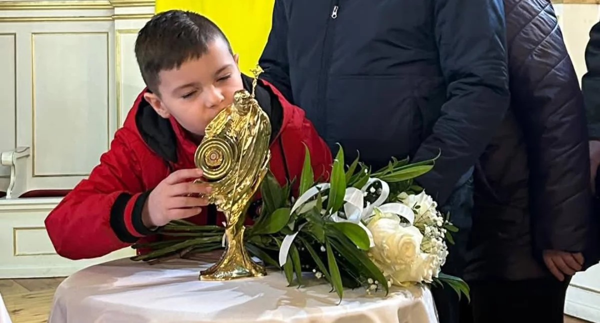 Święta i uroczystości , Uroczyste Wprowadzenie Relikwii Pawła Kościoła Świętym Miejscu - zdjęcie, fotografia