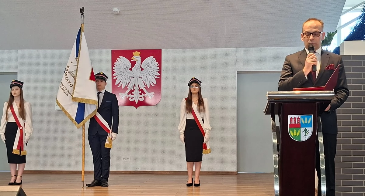 Szkoły średnie, Pożegnanie Maturzystów - zdjęcie, fotografia