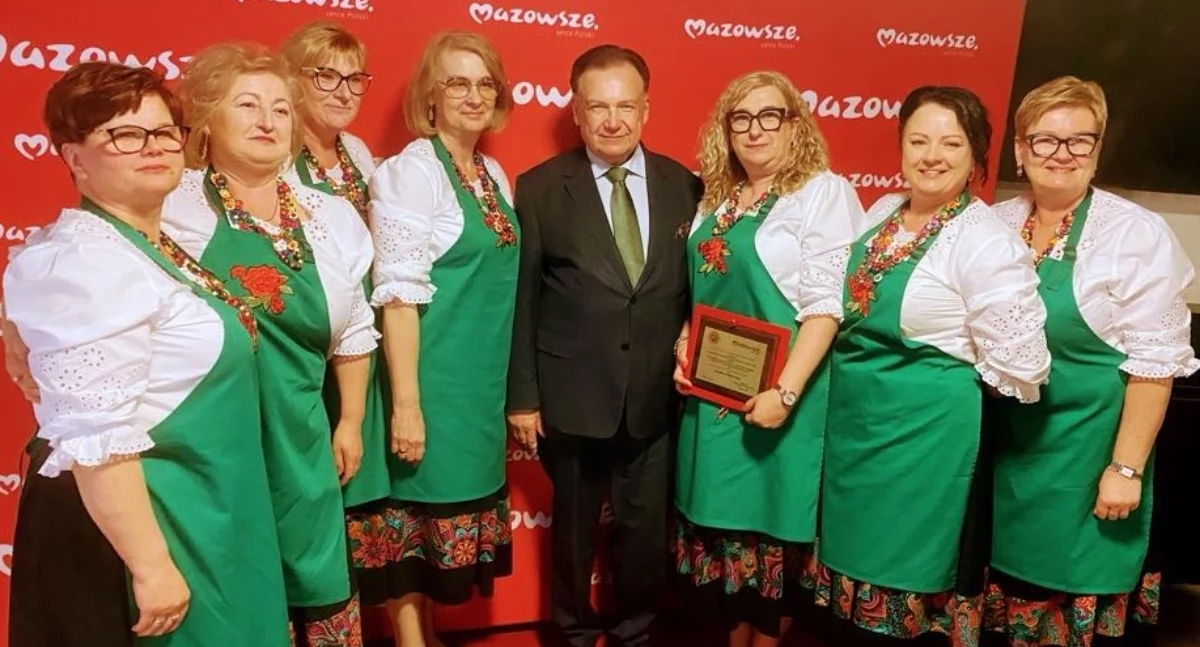 NGO - Stowarzyszania i Fundacje , Gmina Krasne świętuje sukces Warszawie - zdjęcie, fotografia