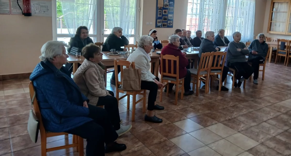 NGO - Stowarzyszania i Fundacje , Seniora Obrębie przestrzeń aktywnych mieszkańców - zdjęcie, fotografia