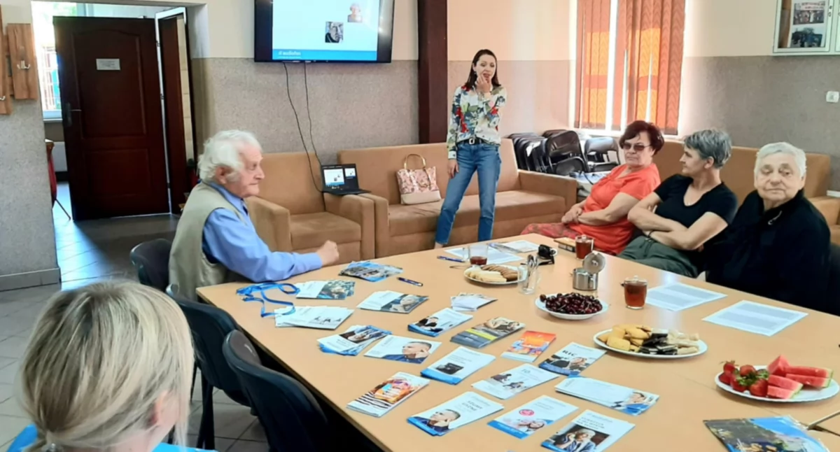 NGO - Stowarzyszania i Fundacje , Bezpłatne badanie słuchu Klubie Senior Bogatem - zdjęcie, fotografia