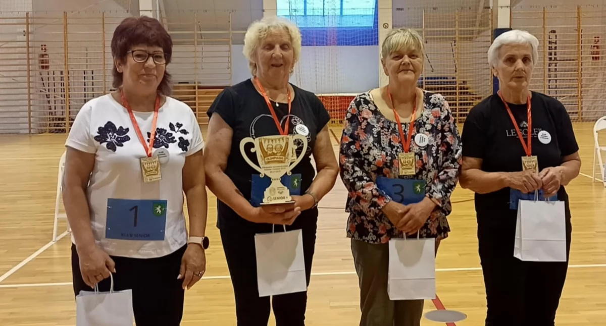 NGO - Stowarzyszania i Fundacje , Seniorzy Gminy Przasnysz Olimpiadzie Sprawnościowej Klubów Seniora - zdjęcie, fotografia