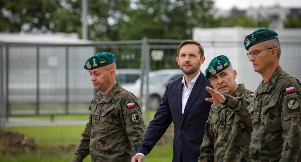 Wojsko, Wojsko Ciechanowie rośnie siłę impuls regionu Przasnysza - zdjęcie, fotografia