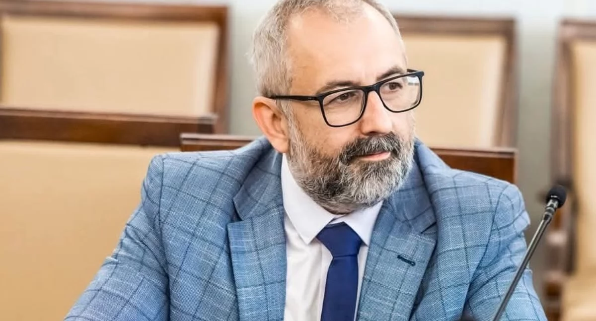 Partie polityczne, Sprawiedliwość latach Senator Bieńkowski wspiera ustawę emerytalną poszkodowanych 2009–2019 - zdjęcie, fotografia