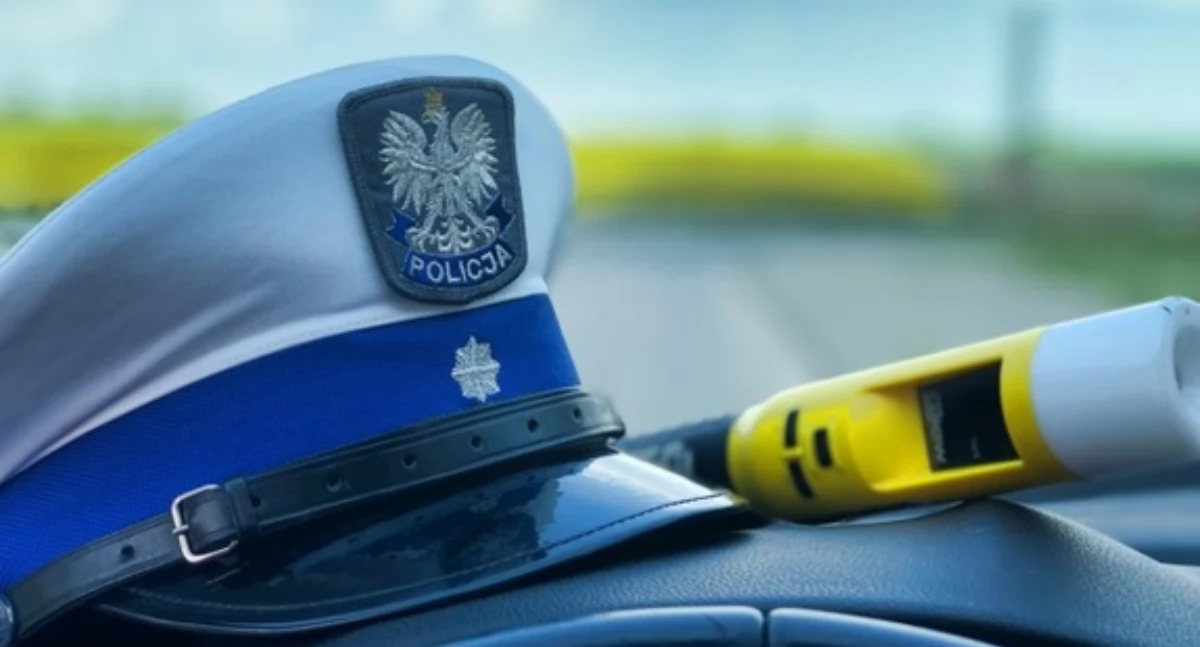 Komunikaty policji , Policyjna akcja Alkohol narkotyki Lokalnie - zdjęcie, fotografia