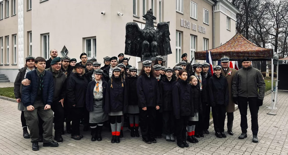 Święta i uroczystości , Harcerska służba Niepodległej Hufiec Przasnysz uczcił rocznicę odzyskania niepodległości - zdjęcie, fotografia