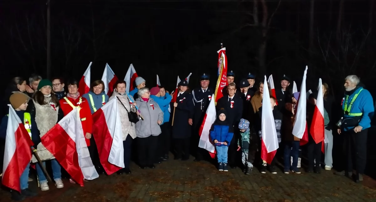 Święta i uroczystości , Jednorożec świętuje Niepodległość wspólnota pamięć lokalna energia - zdjęcie, fotografia