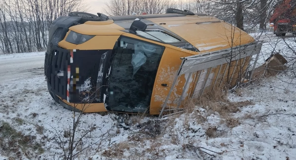 Wypadki drogowe, Kierowcy! Zachowajcie ostrożność drodze! - zdjęcie, fotografia