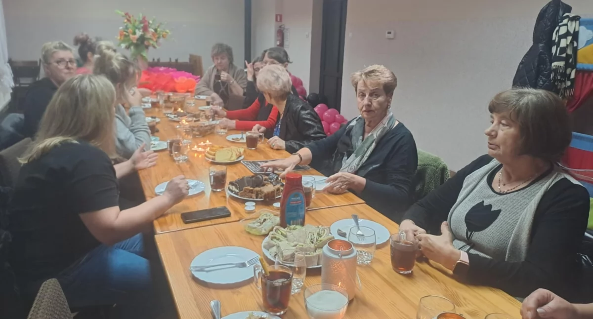 Festyny - Pikniki - Wydarzenia, Andrzejki świetlicy wiejskiej Karwaczu! - zdjęcie, fotografia