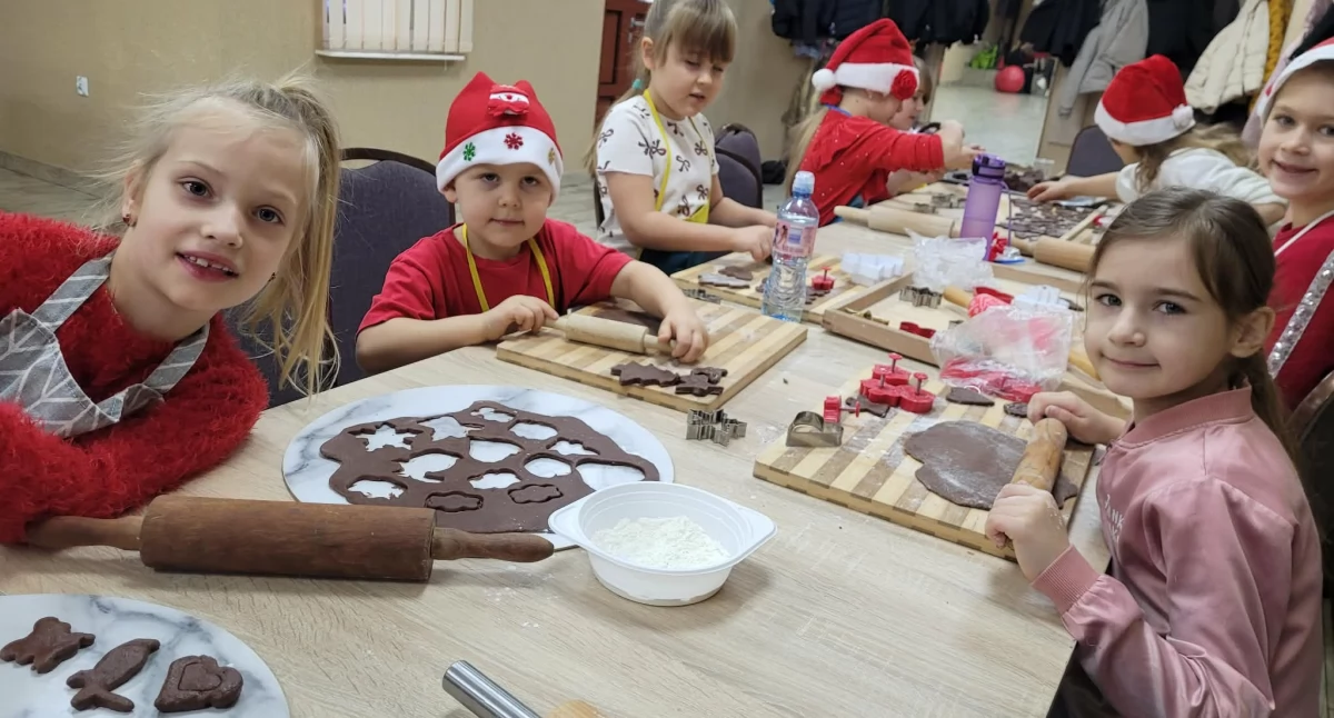 Warsztaty, Mikołajkowe pieczenie pierników Wielodrożu - zdjęcie, fotografia