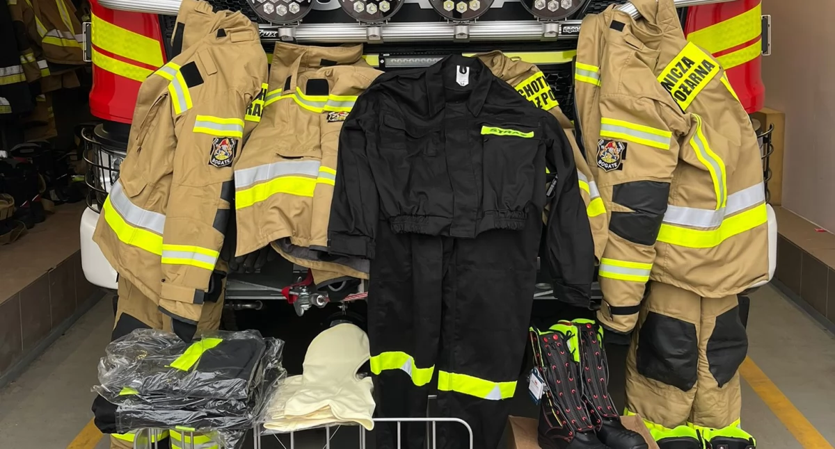 Pożary - Straż , sprzęt Bogatem Wsparcie bezpieczeństwa mieszkańców - zdjęcie, fotografia