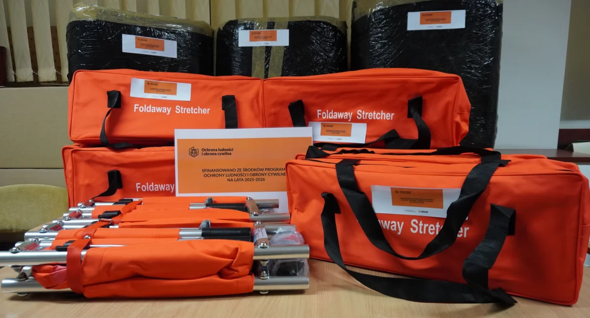 Burmistrz - Rada - Miasto, sprzęt szkolenia mieszkańców Gmina Chorzele inwestuje bezpieczeństwo - zdjęcie, fotografia