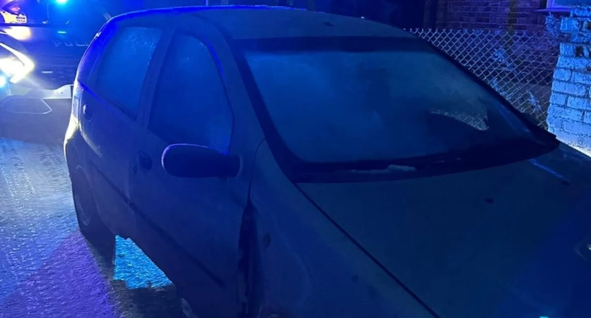 Kronika Kryminalna - Policja, Niebezpieczne zachowanie kierowcy Świniarach piesi mało zostali potrąceni - zdjęcie, fotografia