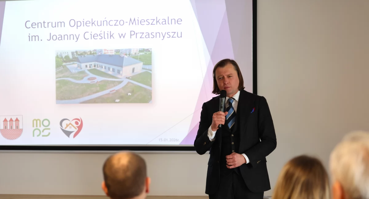 Burmistrz - Rada - Miasto, Przasnysz inwestuje ludzi bezpieczeństwo wizyta władz kluczowych projektach miejskich - zdjęcie, fotografia