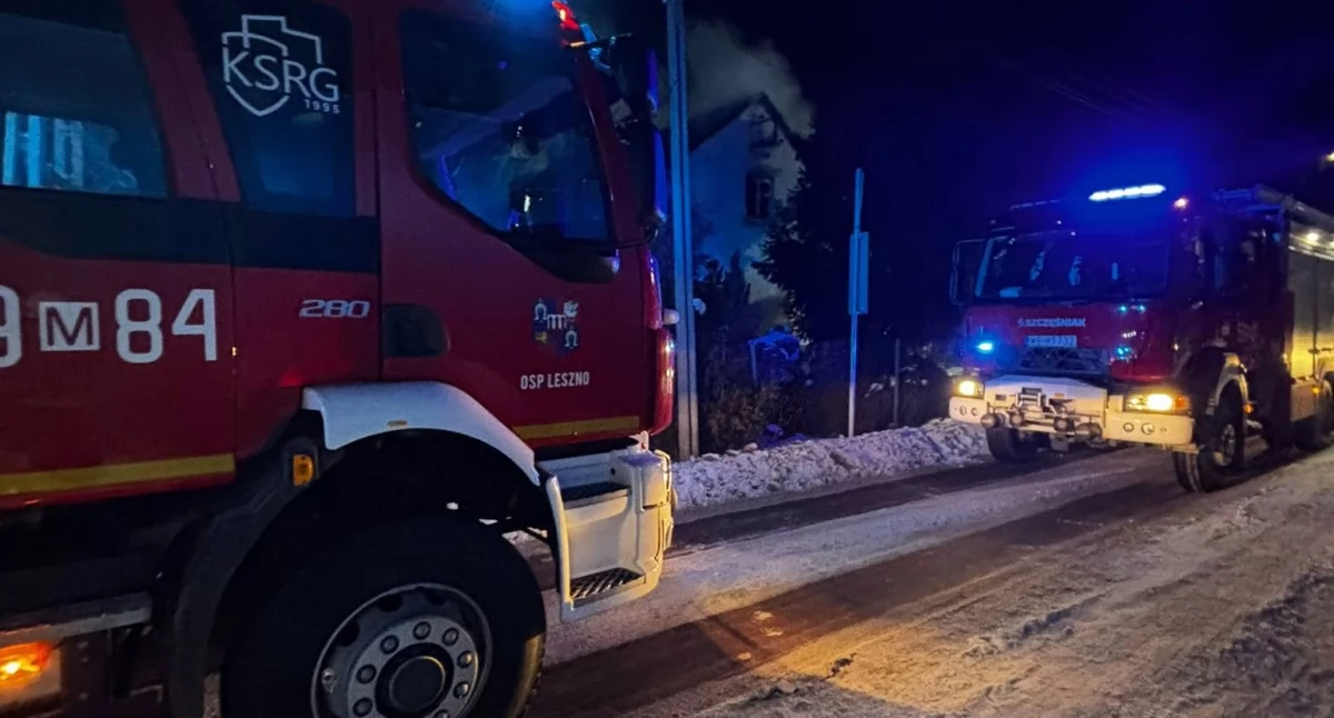 Pożary - Straż , Pożar jednorodzinnego Przasnyszu Interweniowała straż - zdjęcie, fotografia