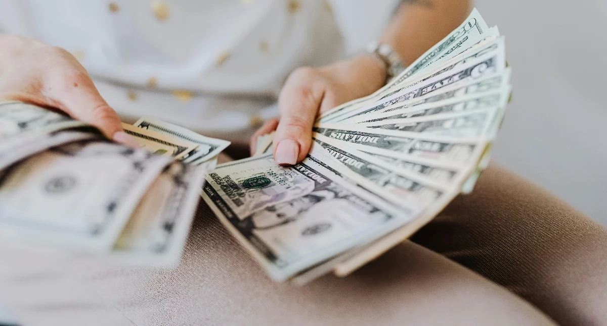 Promocje gospodarcze, Jakie nawyki pomagają utrzymać zdrowy budżet domowy - zdjęcie, fotografia