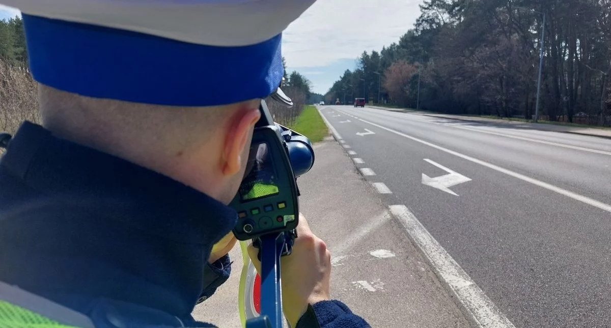Kronika Kryminalna - Policja, Ponad terenie zabudowanym Kierowca stracił prawo jazdy - zdjęcie, fotografia
