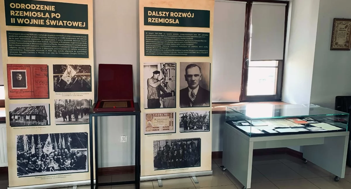 Wystawy, tradycji zapisanych dłoniach rzemieślników Jubileusz Cechu Przasnyszu - zdjęcie, fotografia