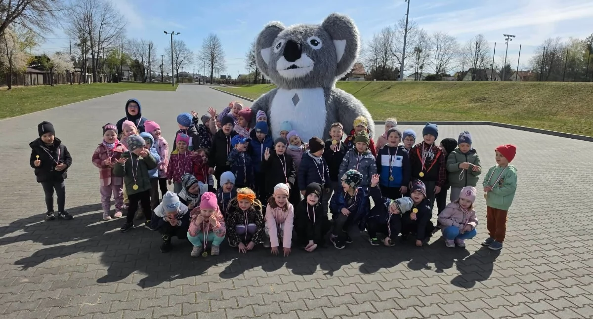 Przedszkola i Żłobki, Małe kroki wielkie emocje Sportowa radość najmłodszych Jednorożcu - zdjęcie, fotografia