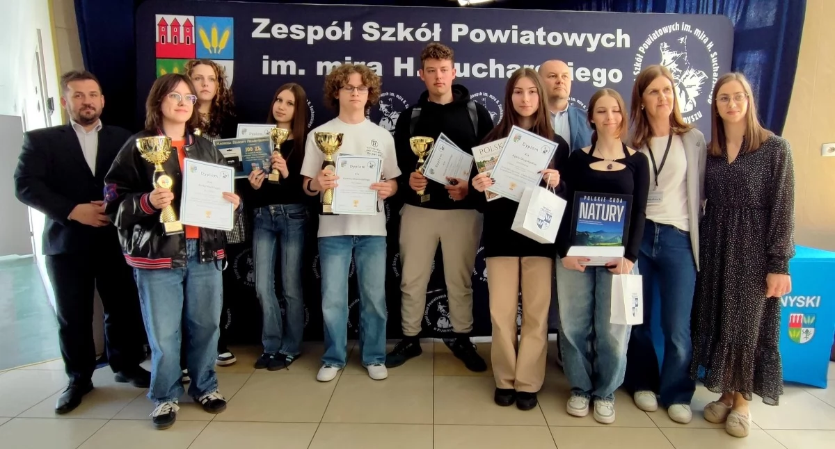 Szkoły średnie, Młodzież odkrywała swoją „Małą Ojczyznę” Konkurs Powiecie Przasnyskim rozstrzygnięty - zdjęcie, fotografia