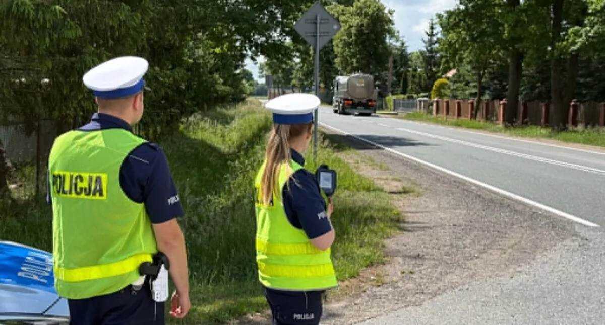 Kronika Kryminalna - Policja, Niebezpieczna prędkość wciąż problemem Policja ujawniła dziesiątki wykroczeń drogach powiatu przasnyskiego - zdjęcie, fotografia