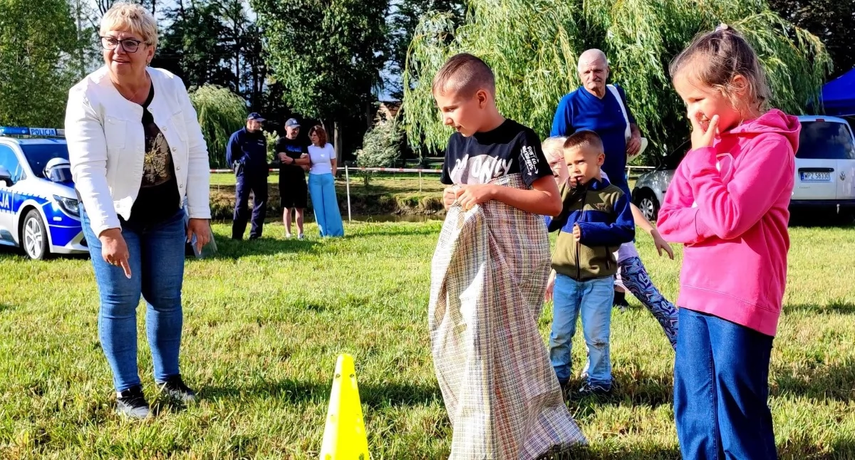 Festyny - Pikniki - Wydarzenia, Rodzinne „Powitanie Lata” zintegrowało mieszkańców Czernic Borowych - zdjęcie, fotografia
