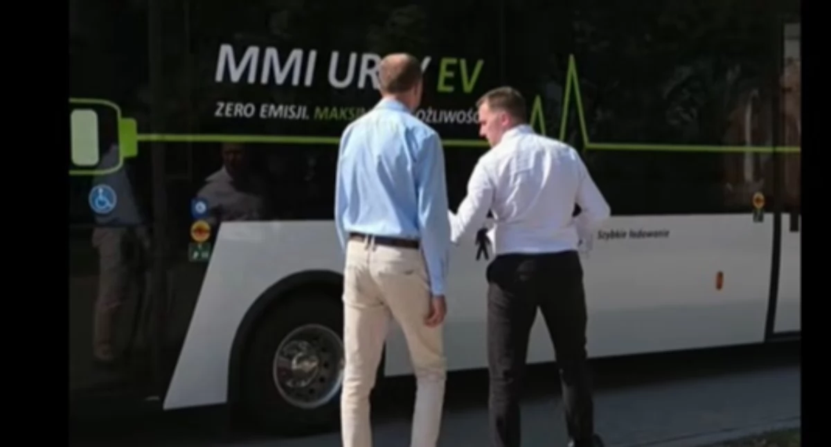 Burmistrz - Rada - Miasto, Bezpłatna komunikacja miejska Przasnyszu coraz bliżej Miasto testuje autobusy - zdjęcie, fotografia