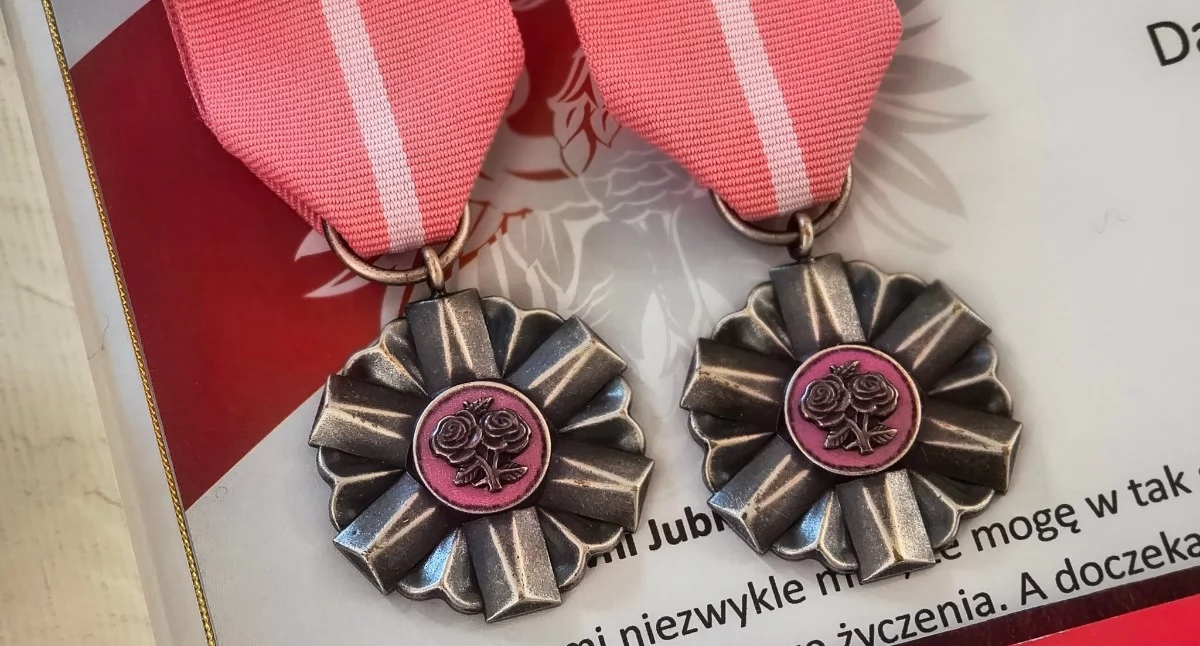 Styl Życia, Pół wieku razem Chorzelach świętowano wyjątkowe jubileusze małżeńskie - zdjęcie, fotografia