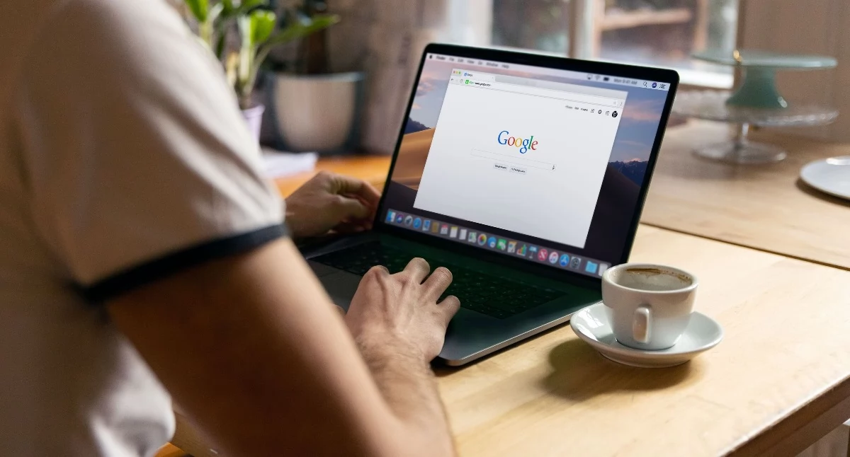 Promocje gospodarcze, Przasnyszu klient nadal „pyta sąsiada” najpierw sprawdza Google znajduje - zdjęcie, fotografia
