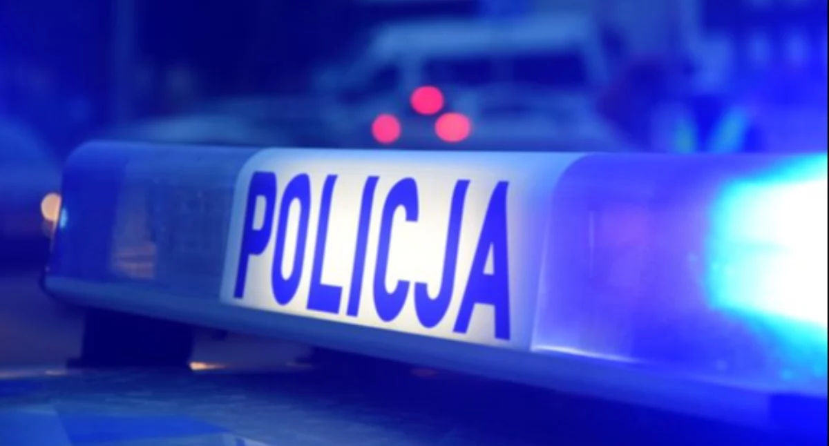 Kronika Kryminalna - Policja, latek podejrzany próbę podpalenia przed komendą Trafił aresztu - zdjęcie, fotografia