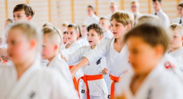 Turniej Karate dla najmłodszych w Krasnem rozegrany w 40 kategoriach wiekowych i wagowych