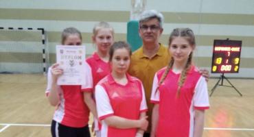 Bardzo dobry start koszykarek z Bogatego
