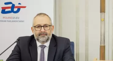 Senator Bieńkowski: „Silne Wojsko Polskie to silna Polska” – pełne poparcie dla zmian w ustawie o obronie Ojczyzny