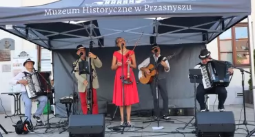 Muzyczna podróż do lat 30. – Przasnysz w rytmie retro