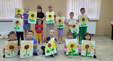 Kreatywne zajęcia plastyczne w Świetlicy Wiejskiej w Wielodrożu