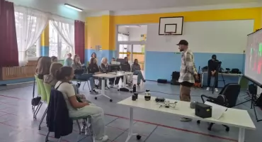 Filmowe i muzyczne inspiracje w Krasnem – młodzież stworzyła własny utwór i teledysk