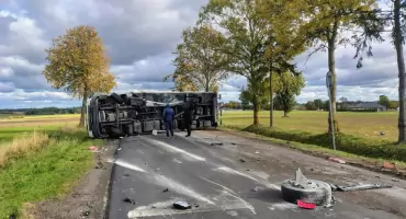 Zderzenie pojazdów w Krzynowłodze Małej – policja apeluje o ostrożność